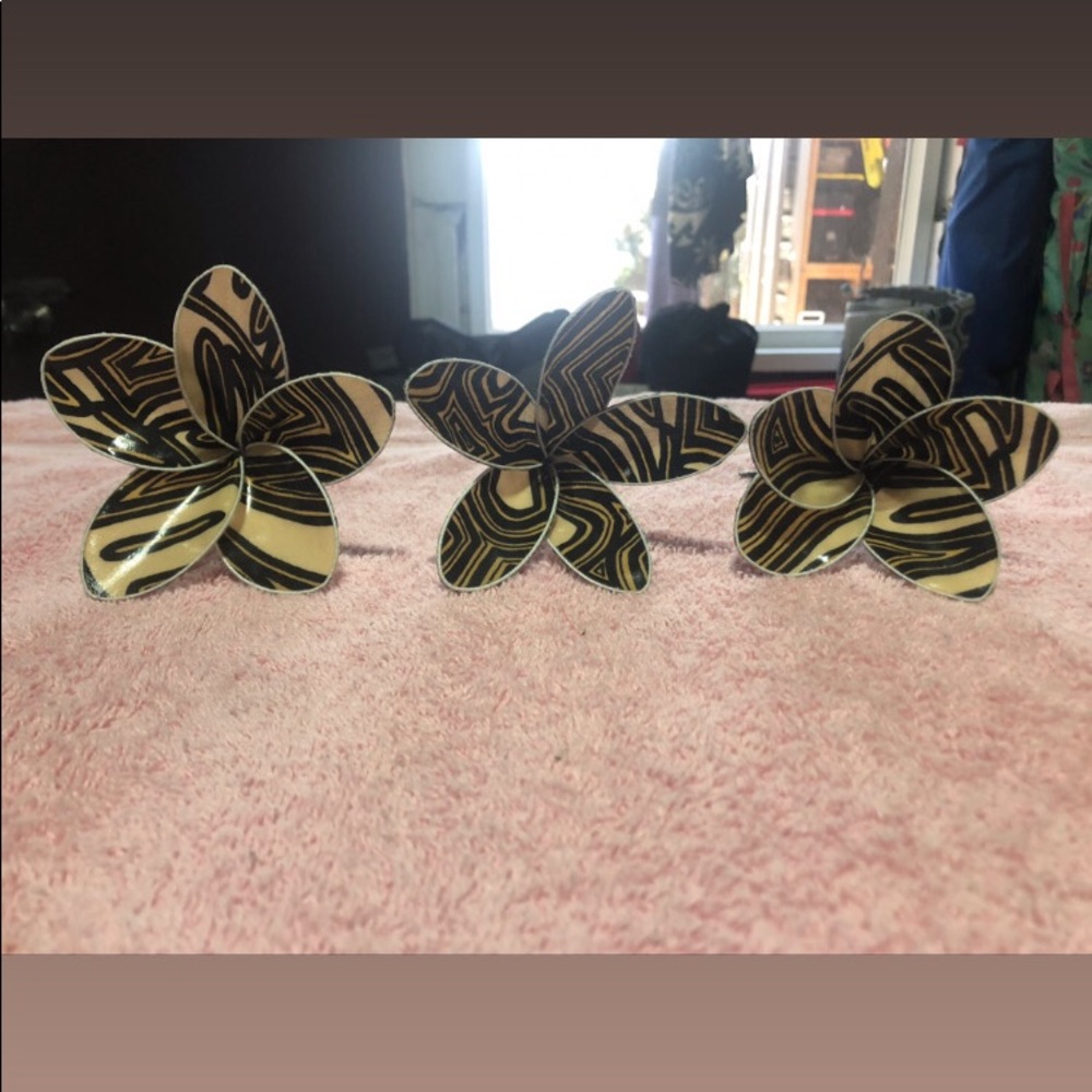 Homemade Flowers. - Picture 12 of 16